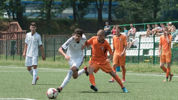 Sve čestitke mladim Kinezima za igre ovog proleća!, Omladinska liga Srbije