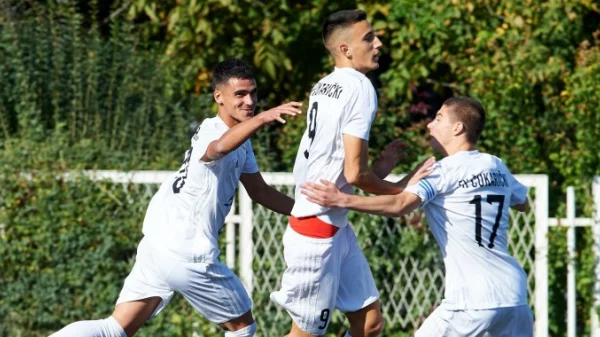 Čukarički ispustio pobedu na gostovanju Brodarcu, ali ostao na čelu tabele, Omladinska liga Srbije