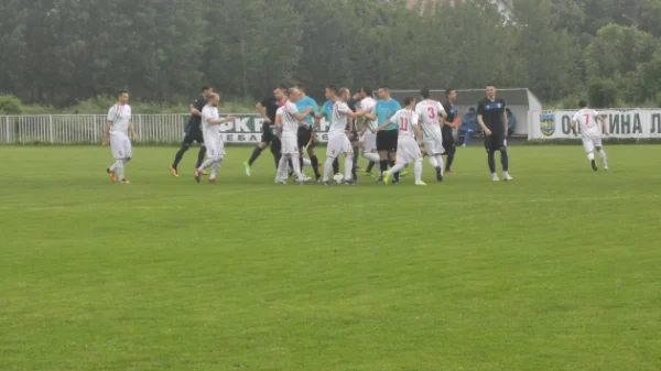 Marko Vidojević i njegovi fudbaleri vratili Radnički u Prvu ligu!, Srpska liga Istok