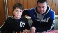 David Skopljak (11), talentovani šahista iz Vojke