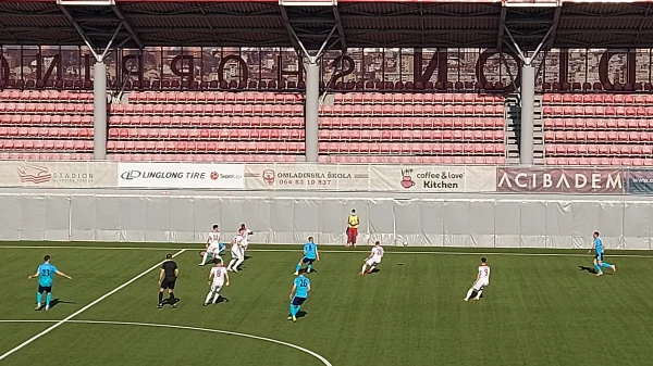 "Čarapani" se okliznuli na "Krovu", Linglong Superliga Srbije