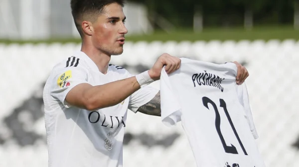 Čukarički golovima Jankovića, Ivanovića i Spasojevića savladao Javor na Banovom brdu, Mozzart Bet Super liga Srbije