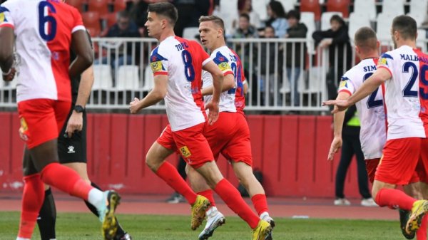 Čumić dao gol, pa promašio penal za pobedu, remi sa Radnikom, Mozzart Bet Super liga Srbije