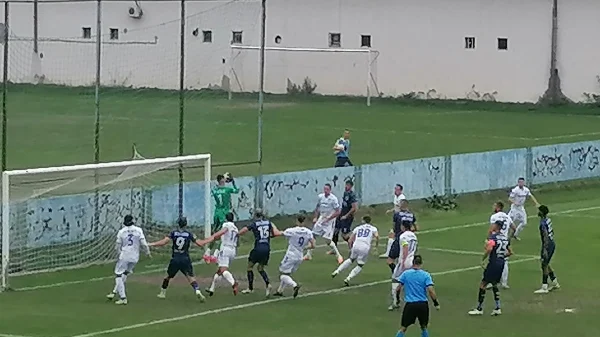 Metalac posuđe polupano na novobeogradskoj kaldrmi, Mozzart Bet Prva liga Srbije
