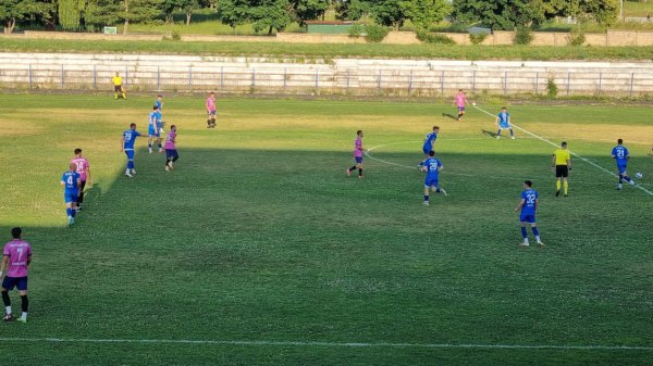 Osam golova na Kraljevici, Srpska liga Istok