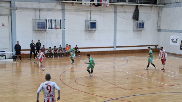 Crvena zvezda "bacila petardu" gostima iz Novih Banovaca, Druga Futsal liga