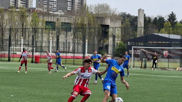 Omladinci Zvezde, posle pobede nad Lučancima, stavili jednu ruku na šampionski pehar, Omladinska liga Srbije